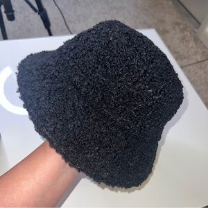 Faux Fur bucket hat